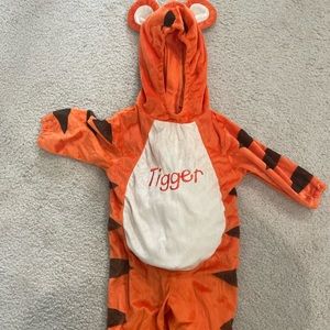 Tigger Halloween costume baby 9-12 months zip up